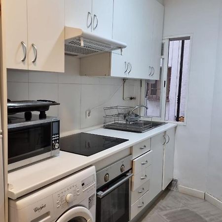 Habitacion Matrimonial En Piso Compartido En El Centro De Madrid Leilighet Eksteriør bilde